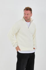 <tc>Pull en tricot pour homme à demi-zip, oversize, en tricot de type selanik.</tc>