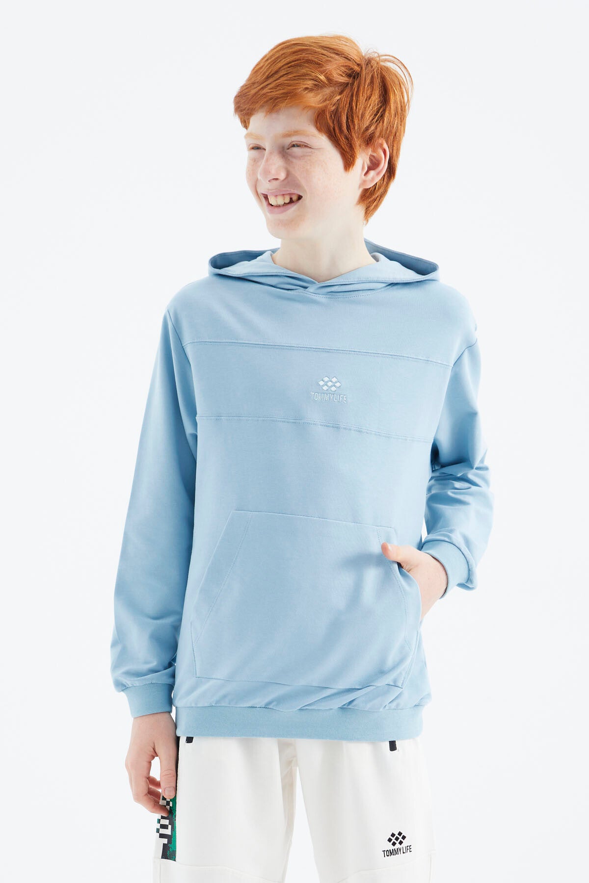 <tc>Sweatshirt basique pour garçon avec capuche - 11181</tc>