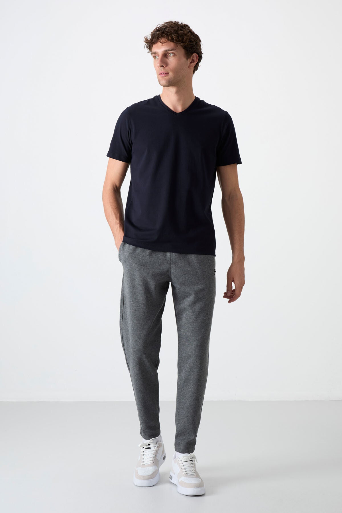 <tc>Pantalon de survêtement pour homme Barnes - 84951</tc>