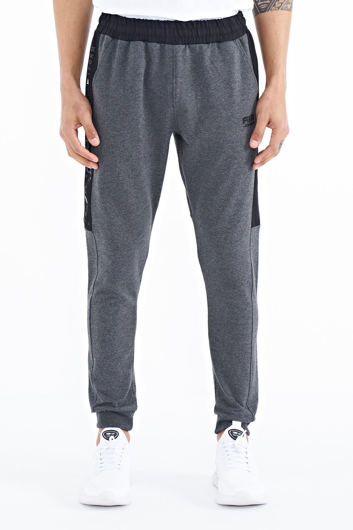 <tc>Pantalon de survêtement homme Pauljogger - 84915</tc>