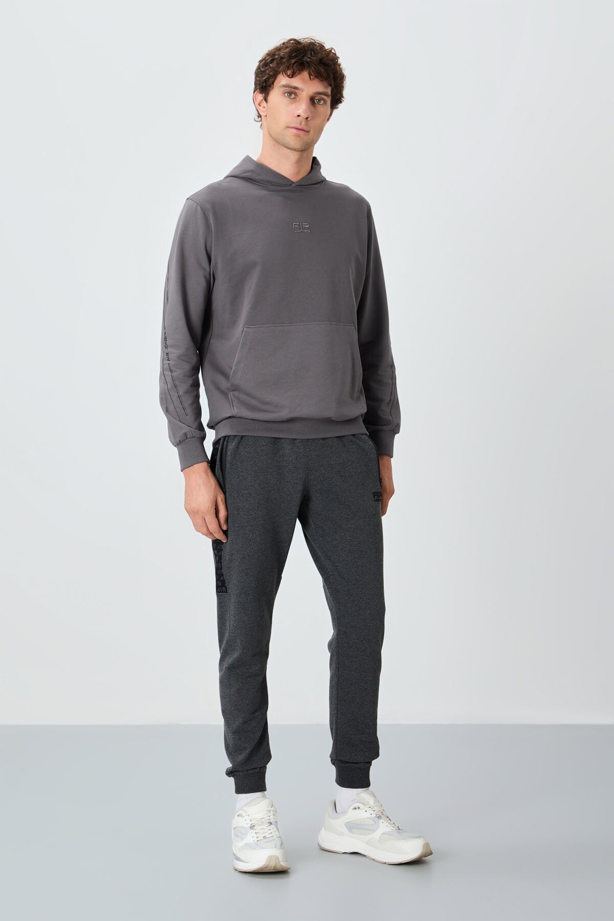 <tc>Pantalon de survêtement pour homme Noahjogger - 84936</tc>