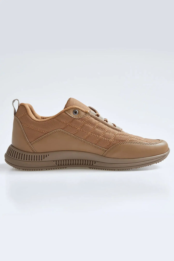 Baskets Sportives à Lacets pour Homme - Détails en Cuir Synthétique, Modèle Matelassé
