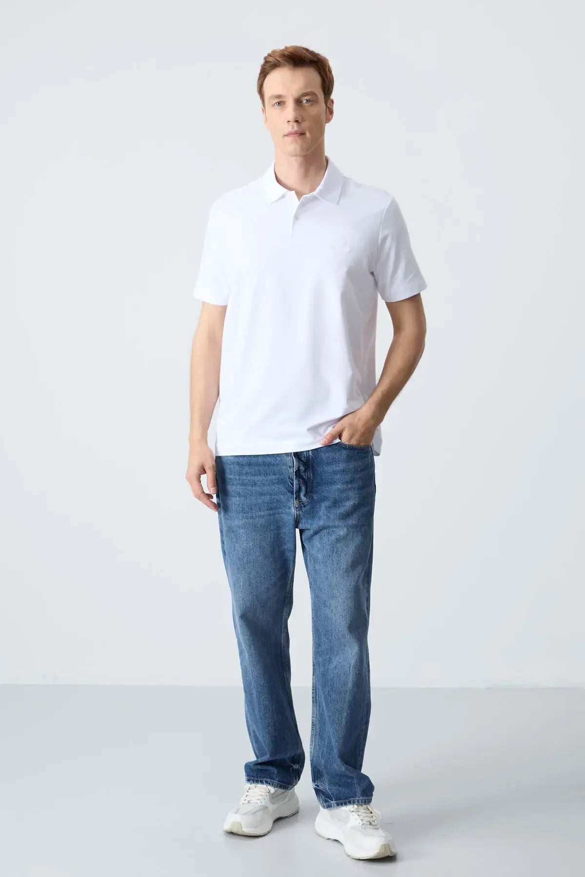 Polo homme en maille avec logo col polo coupe standard- 87748 - Justyol