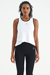 logo baskili biye şeritli standart kalip kadin spor atlet - 97255 - Justyol