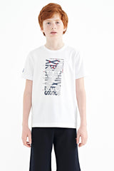 <tc>T-shirt pour garçon à col rond, coupe standard, avec imprimé sur le devant - 11099</tc>