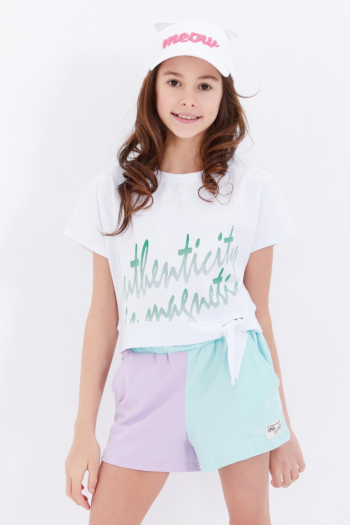 <tc>T-shirt fille à col rond, oversize avec imprimé texte et détails de ceinture - 75045</tc>