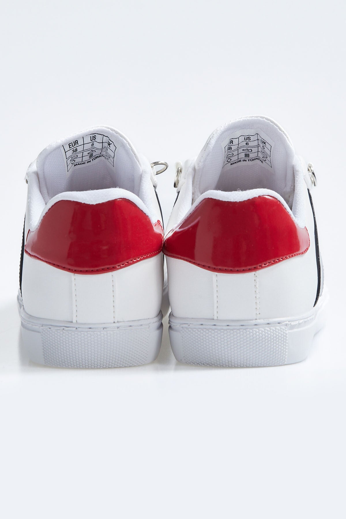 beyaz - siyah bağcikli şerit detayli suni deri kadin spor ayakkabi - 89202 - Justyol