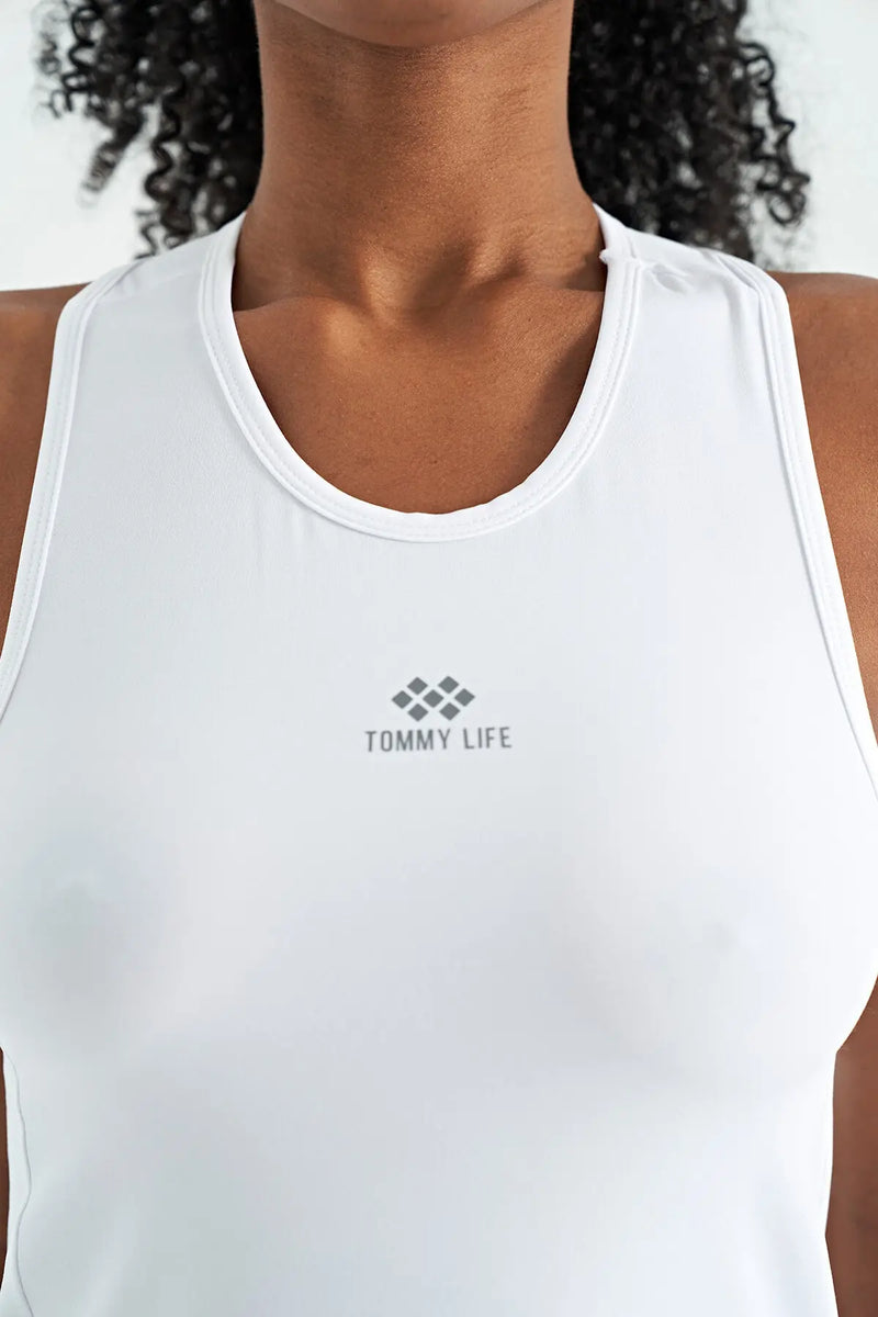 Débardeur de sport pour femme à col rond, sans manches, avec détails fente - 97256