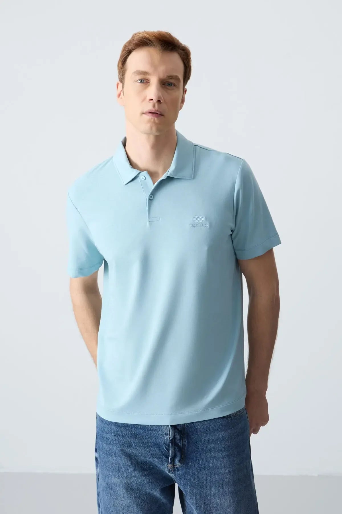 Polo homme en maille avec logo col polo coupe standard- 87748 - Justyol