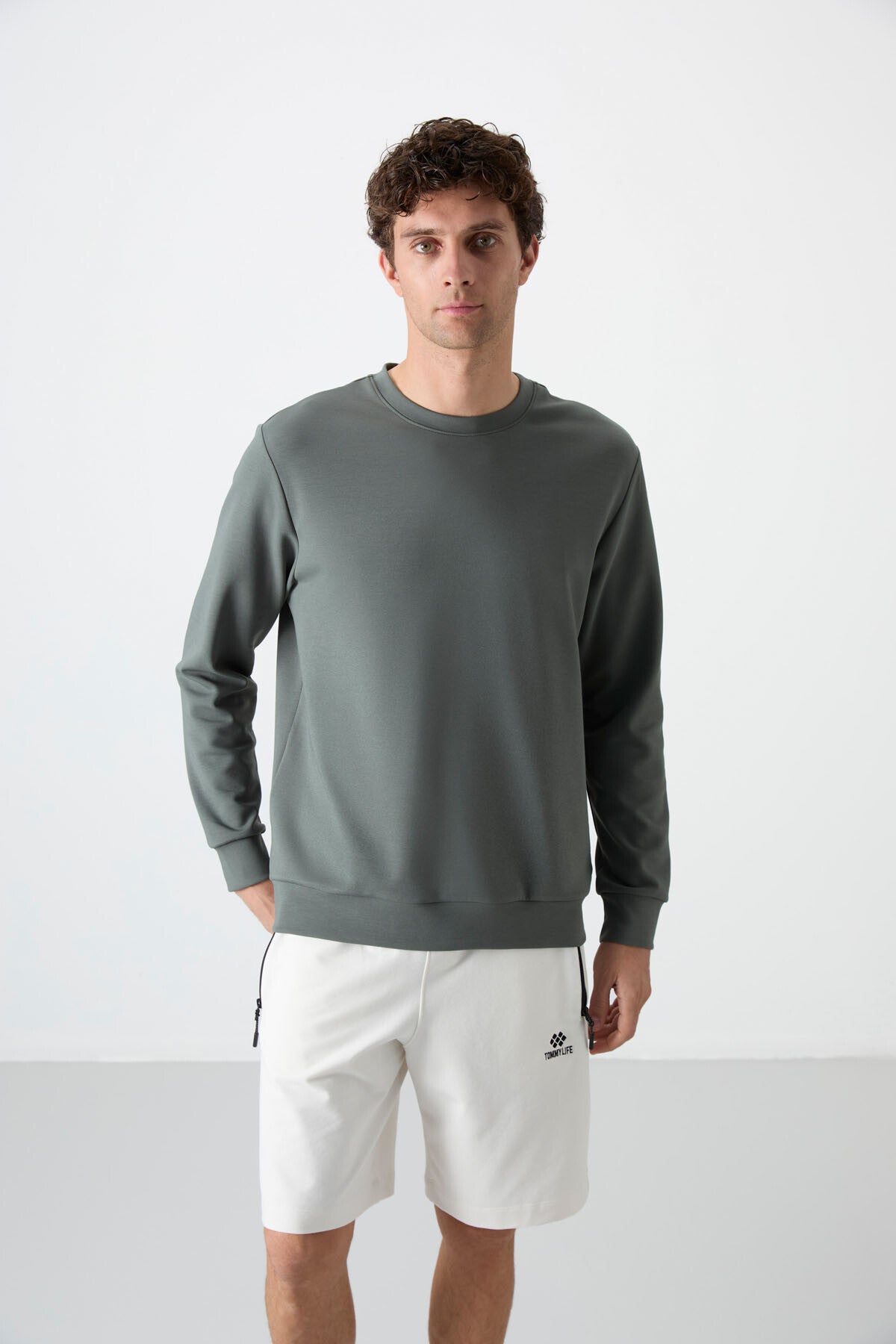 basic o yaka rahat form erkek sweatshirt - 88053