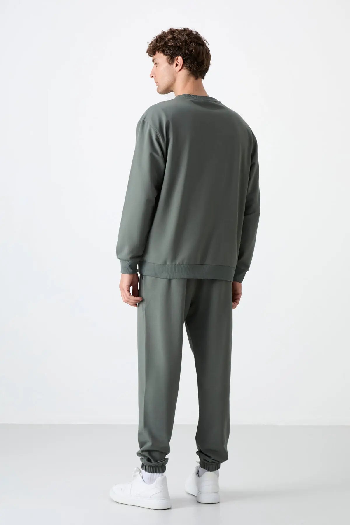 casual o yaka lastik paça erkek oversize eşofman takimi - 85120 - Justyol