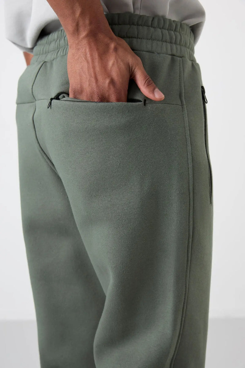Pantalon Jogging Homme Carlo Şardonlu – Coupe Confort avec Poche Zippée