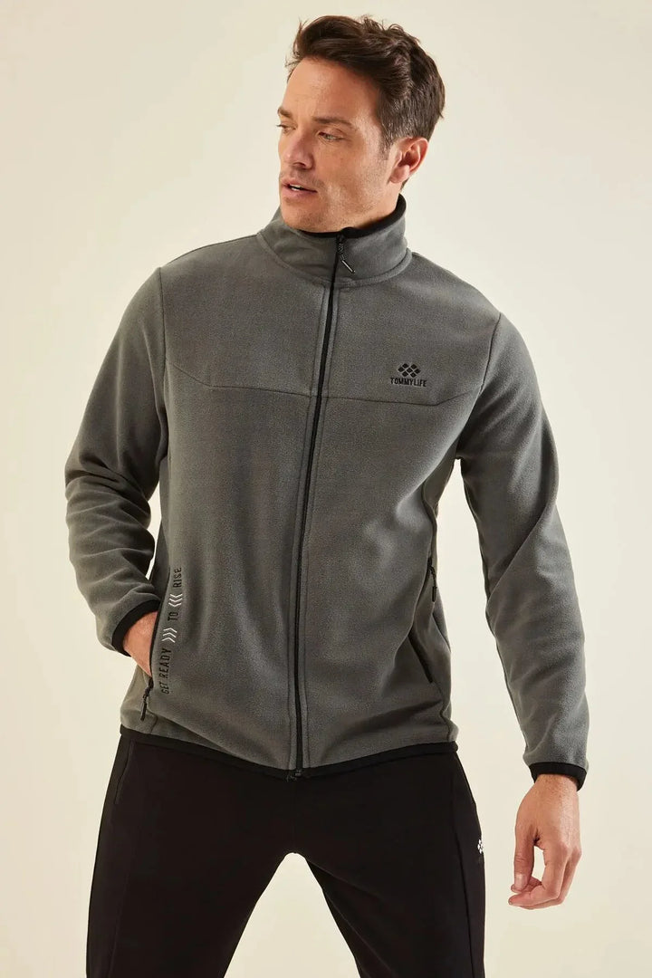 Sweatshirt pour homme en polaire à col montant et fermeture éclair, coupe standard avec broderie - 87992