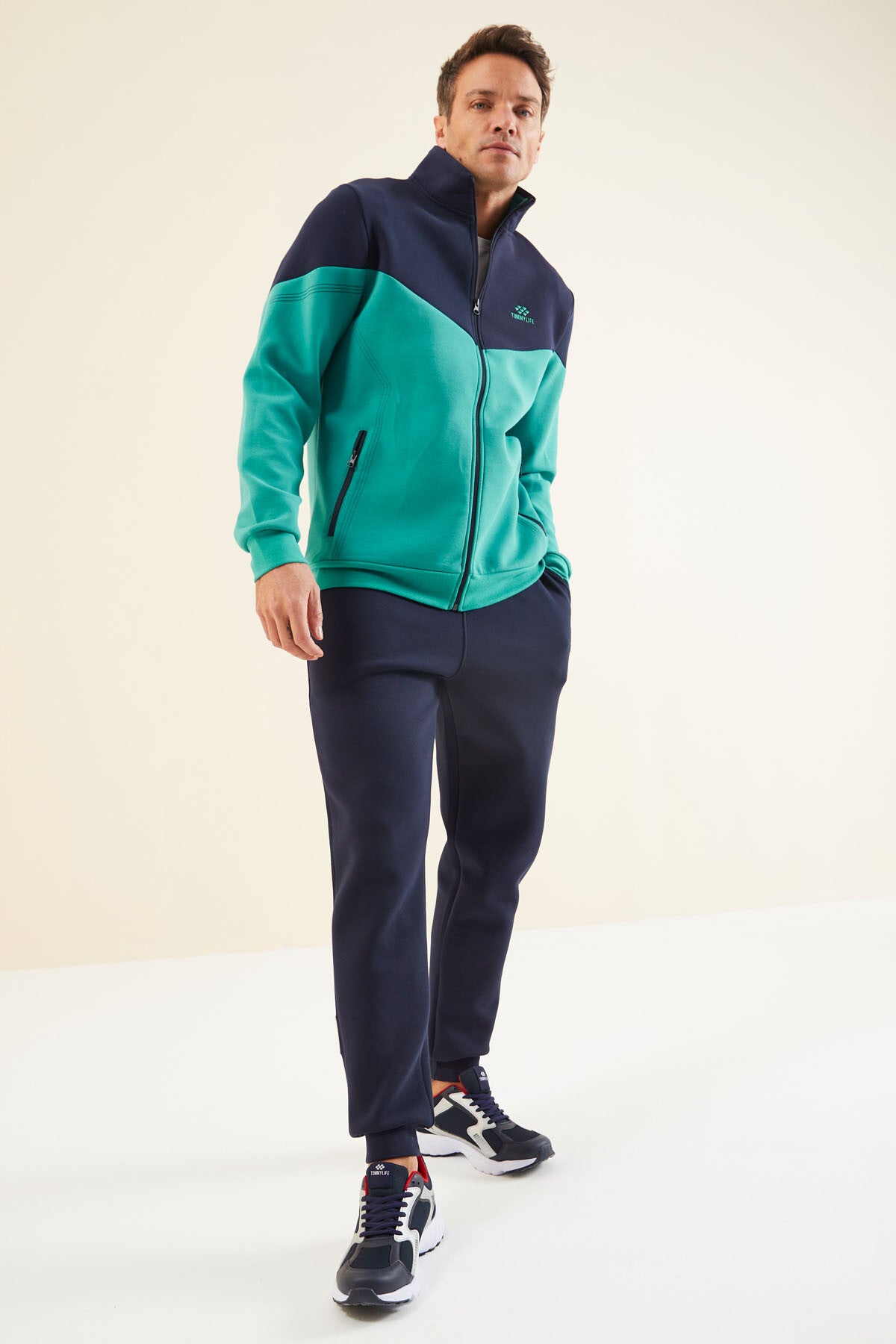 <tc>ensemble de survêtement pour homme à blocs de couleurs indigo avec jogger - 85237</tc>