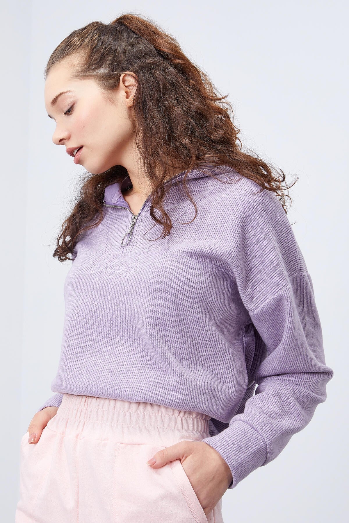 <tc>Sweatshirt crop top femme en tricot à col capuche et demi-fermeture éclair, oversize - 97193</tc>