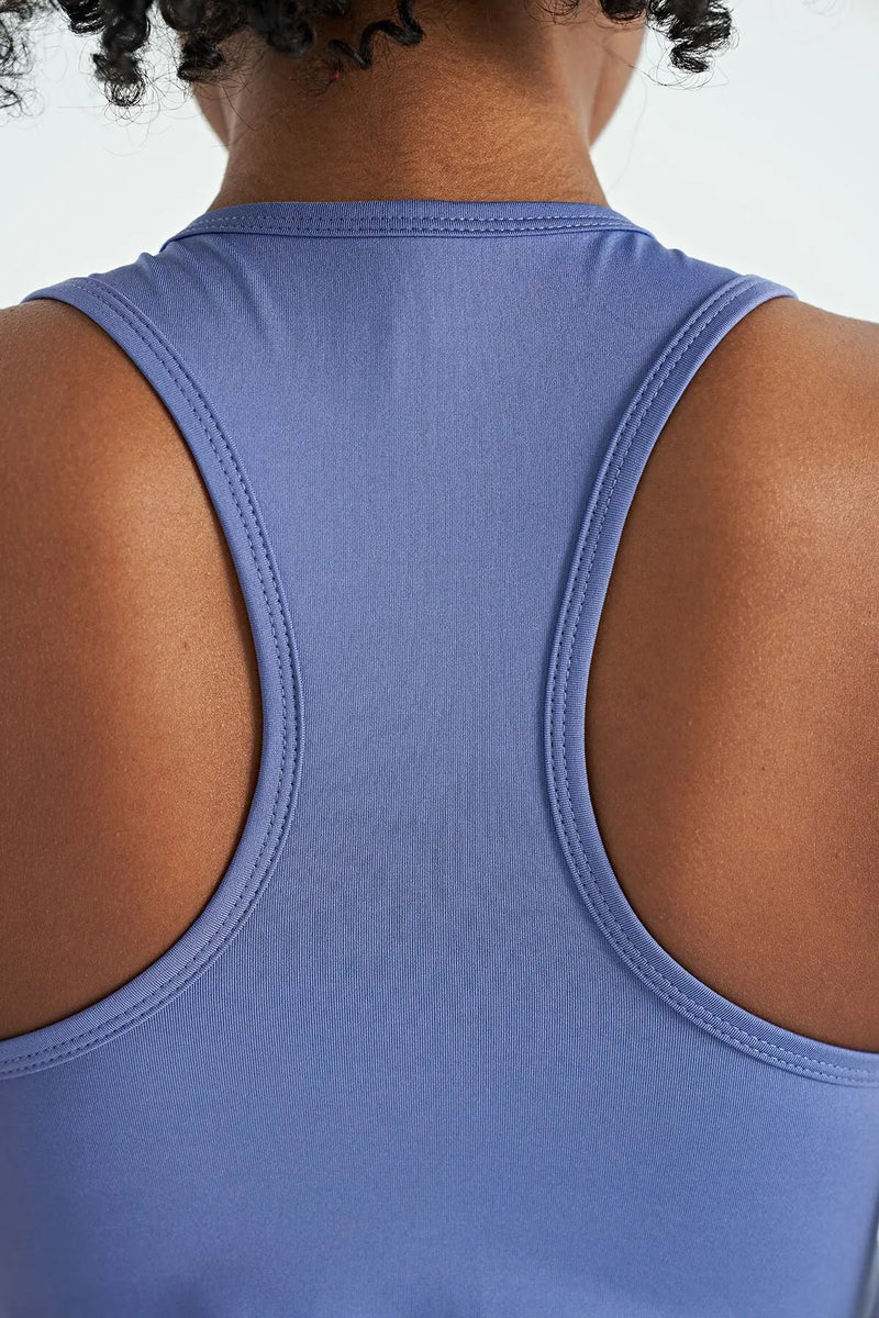 Débardeur de sport pour femme à col rond, sans manches, avec détails fente - 97256