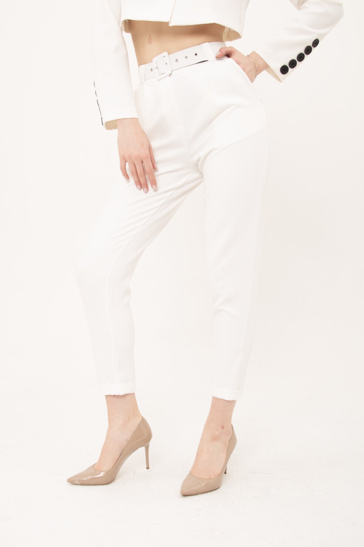 <tc>pantalon pour femme à taille haute et coupe standard - 02056</tc>