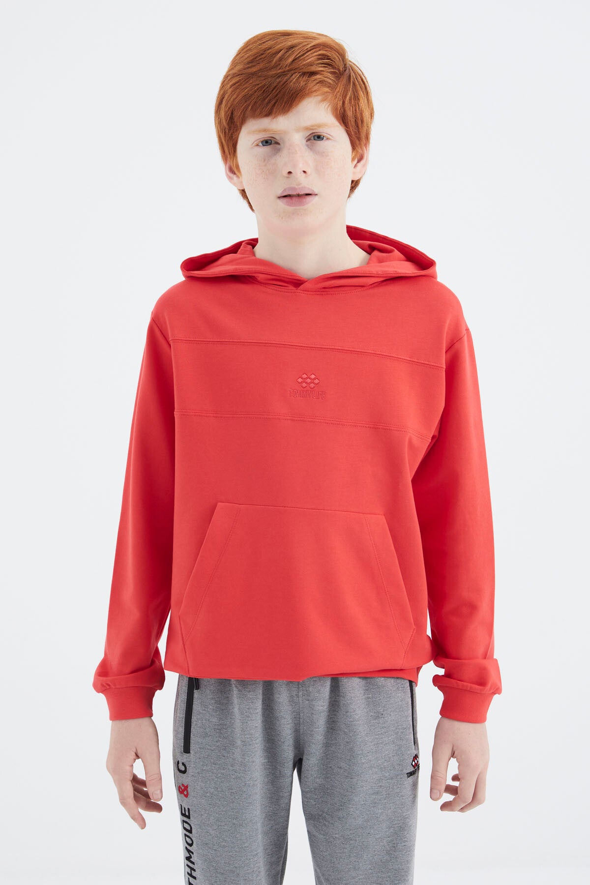 <tc>Sweatshirt basique pour garçon avec capuche - 11181</tc>