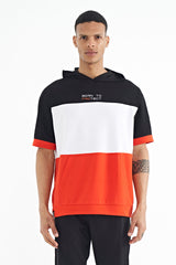 <tc>T-shirt oversize pour homme avec capuche, détails d'imprimé - 88191</tc>