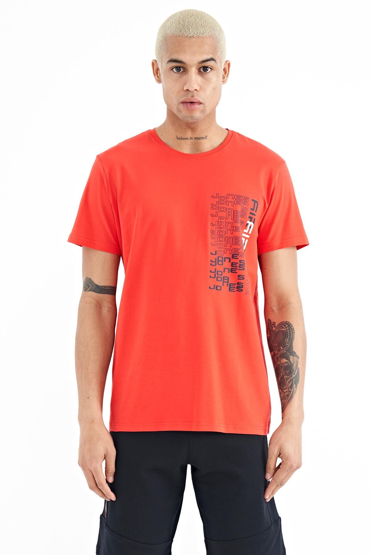 <tc>T-shirt pour homme à coupe standard "alan" - 88208</tc>