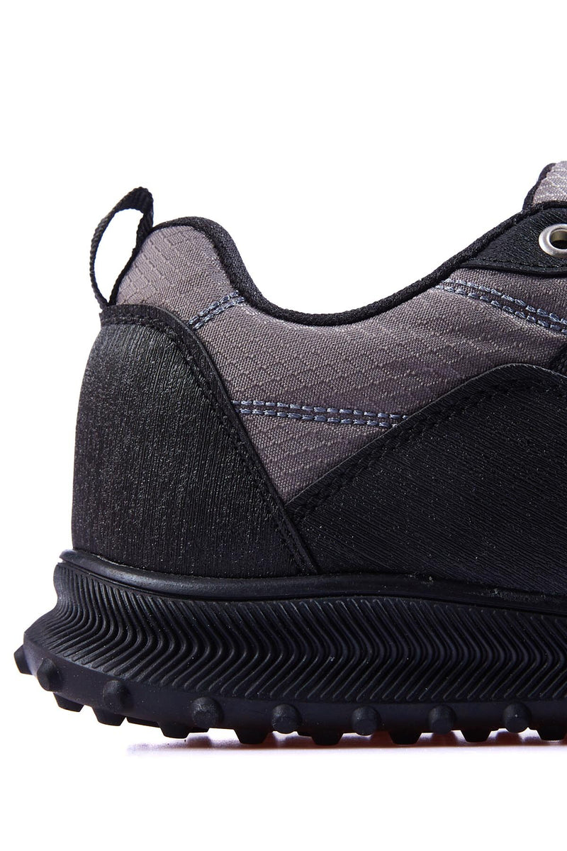 Baskets Sportives à Lacets pour Homme - Détails en Cuir Synthétique et Filet