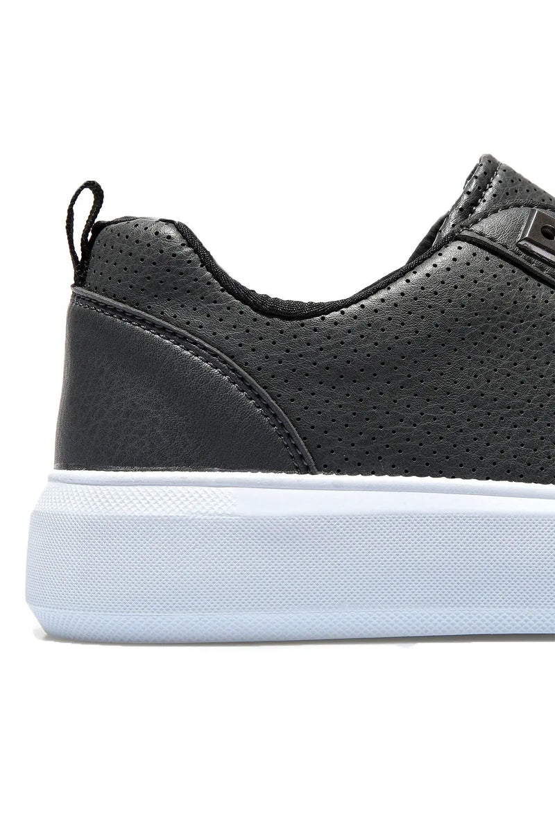 Baskets Homme en Similicuir Perforé à Lacets - 89055