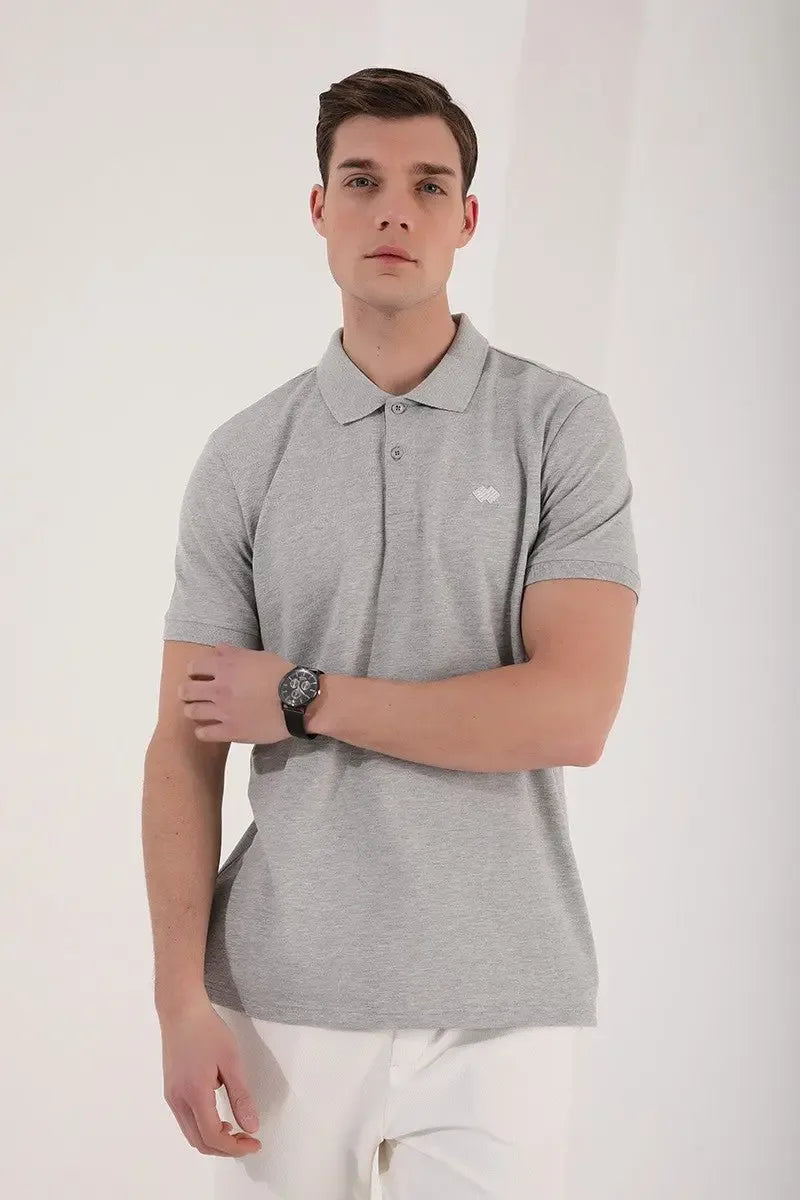 Polo homme en maille avec logo col polo coupe standard- 87748 - Justyol