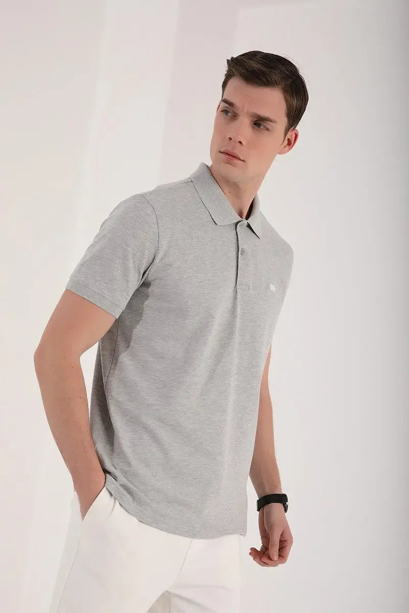 Polo homme en maille avec logo col polo coupe standard- 87748 - Justyol
