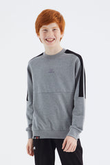 <tc>Sweatshirt garçon basique à col rond - 11182</tc>