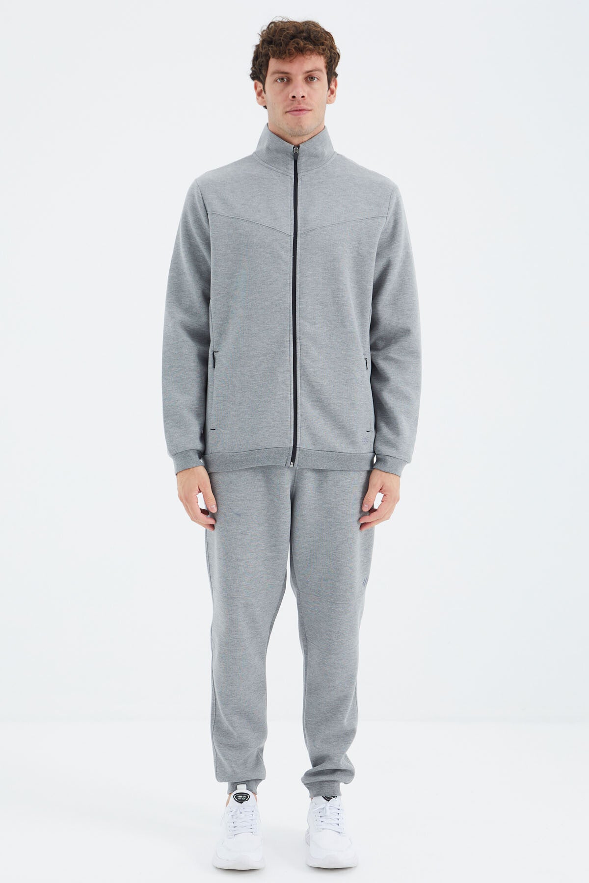 <tc>Ensemble de survêtement pour homme en mélange de gris, col montant, avec poches cachées et coupe décontractée - 85220</tc>