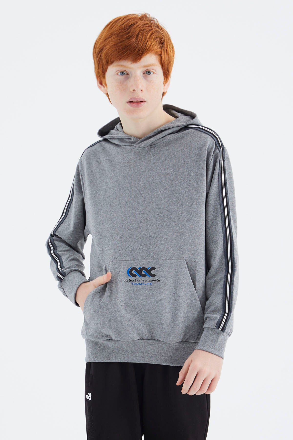 <tc>Sweatshirt à poche kangourou pour garçon - 11176</tc>