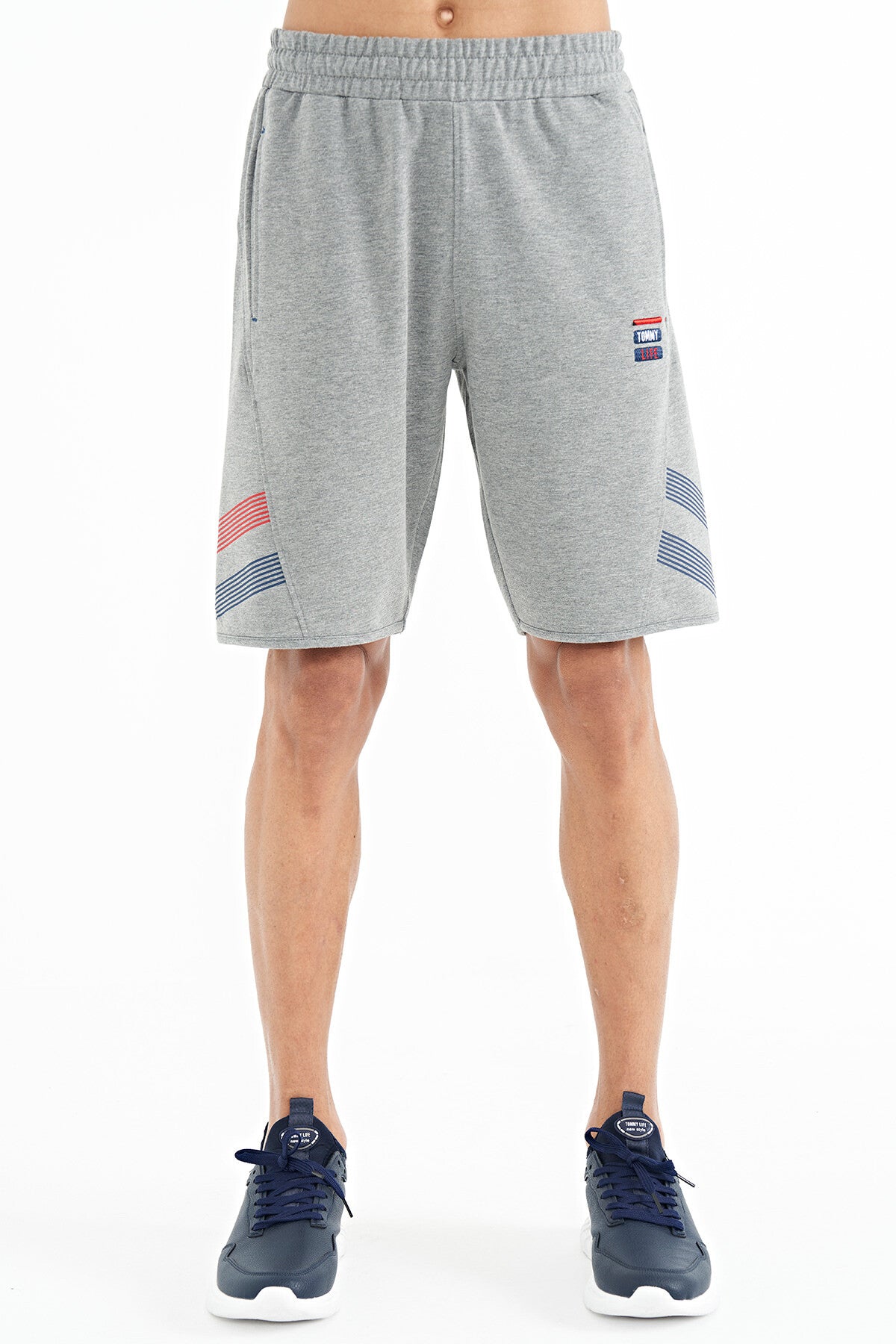 <tc>Short homme à taille élastique avec impressions avant et arrière, coupe standard - 81250</tc>