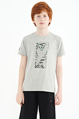 <tc>T-shirt pour garçon à col rond, coupe standard, avec imprimé sur le devant - 11099</tc>