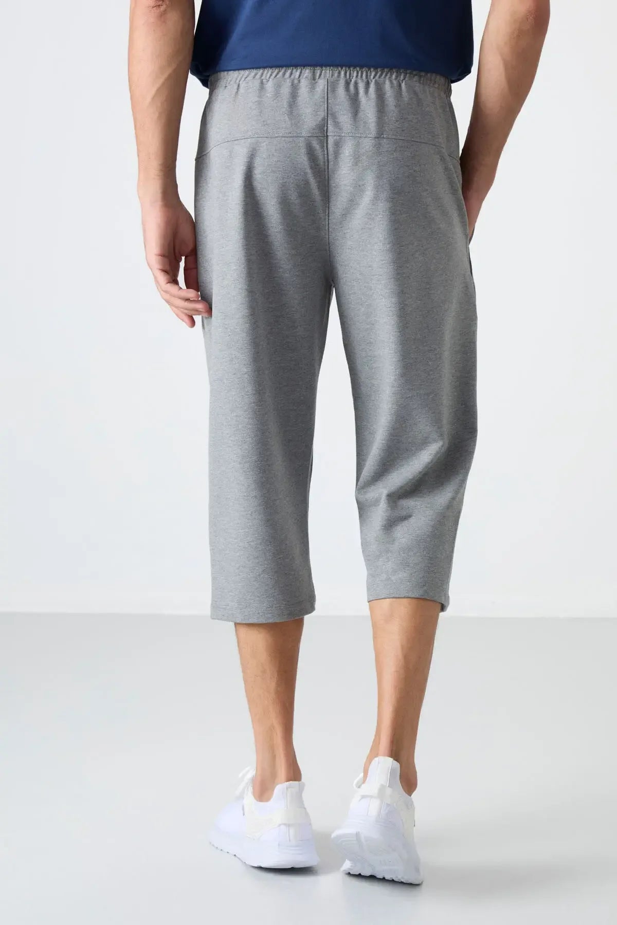 Short pour homme à jambes classiques avec détail sur la poche avant – 83092 - Justyol