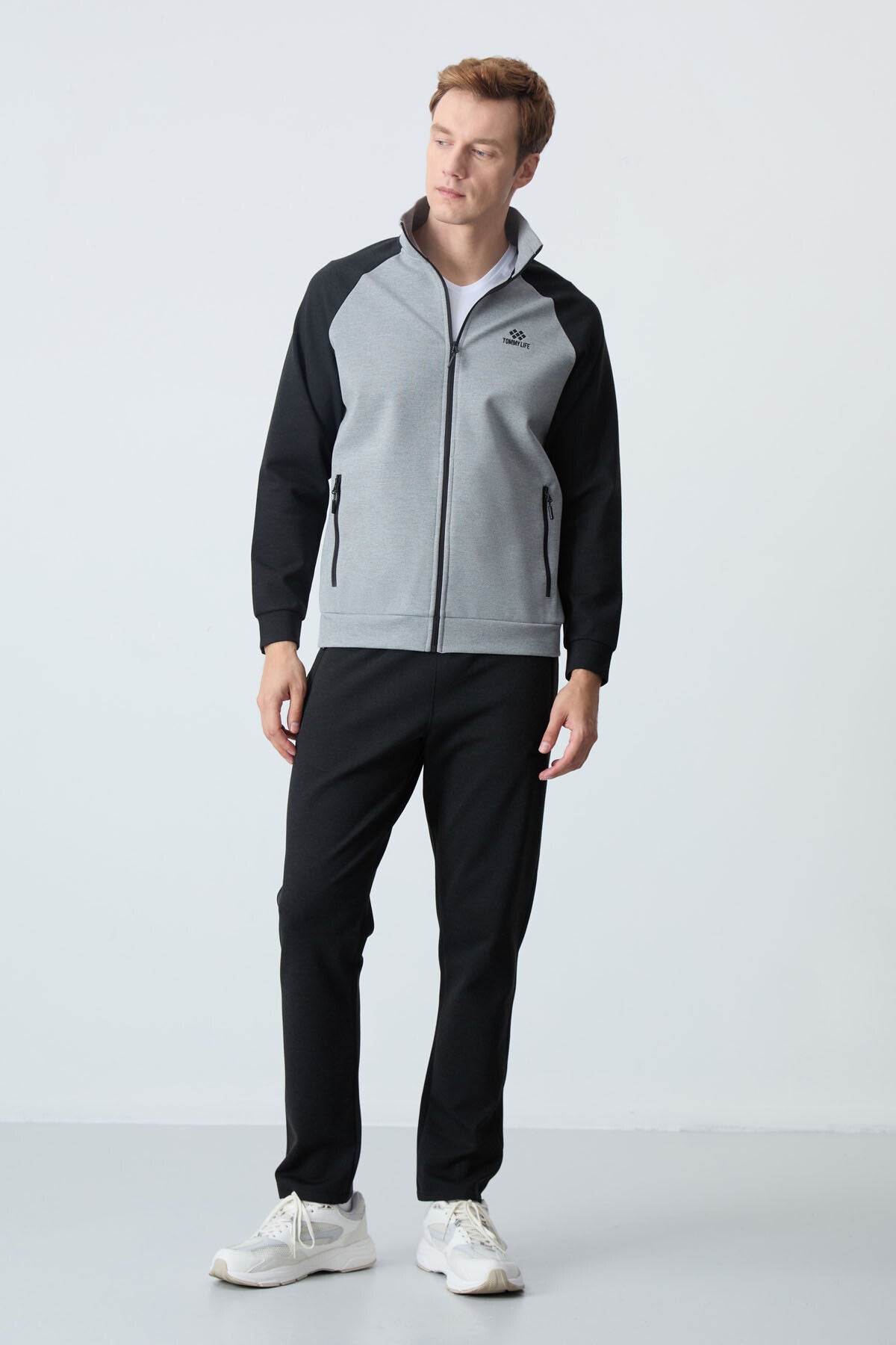 <tc>Ensemble de survêtement homme gris chiné et noir à col montant, coupe décontractée et jambes classiques - 85113</tc>