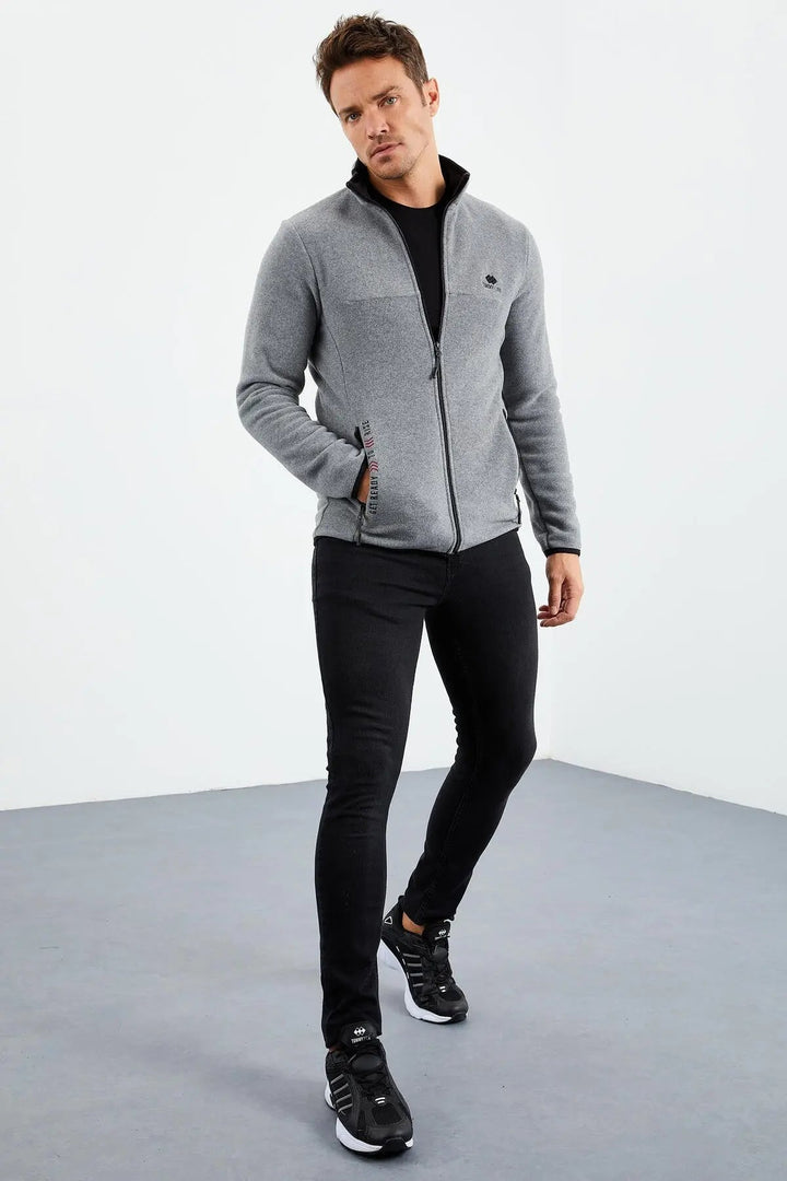 Sweatshirt pour homme en polaire à col montant et fermeture éclair, coupe standard avec broderie - 87992
