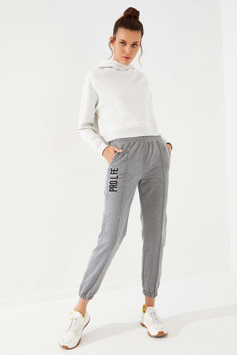 <tc>Pantalon de jogging pour femme à coupe confortable avec broderie texte et chevilles élastiques - 94571</tc>