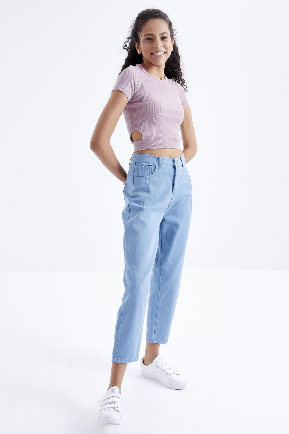 basic yani pencereli o yaka kadin crop top t-shirt - 97207