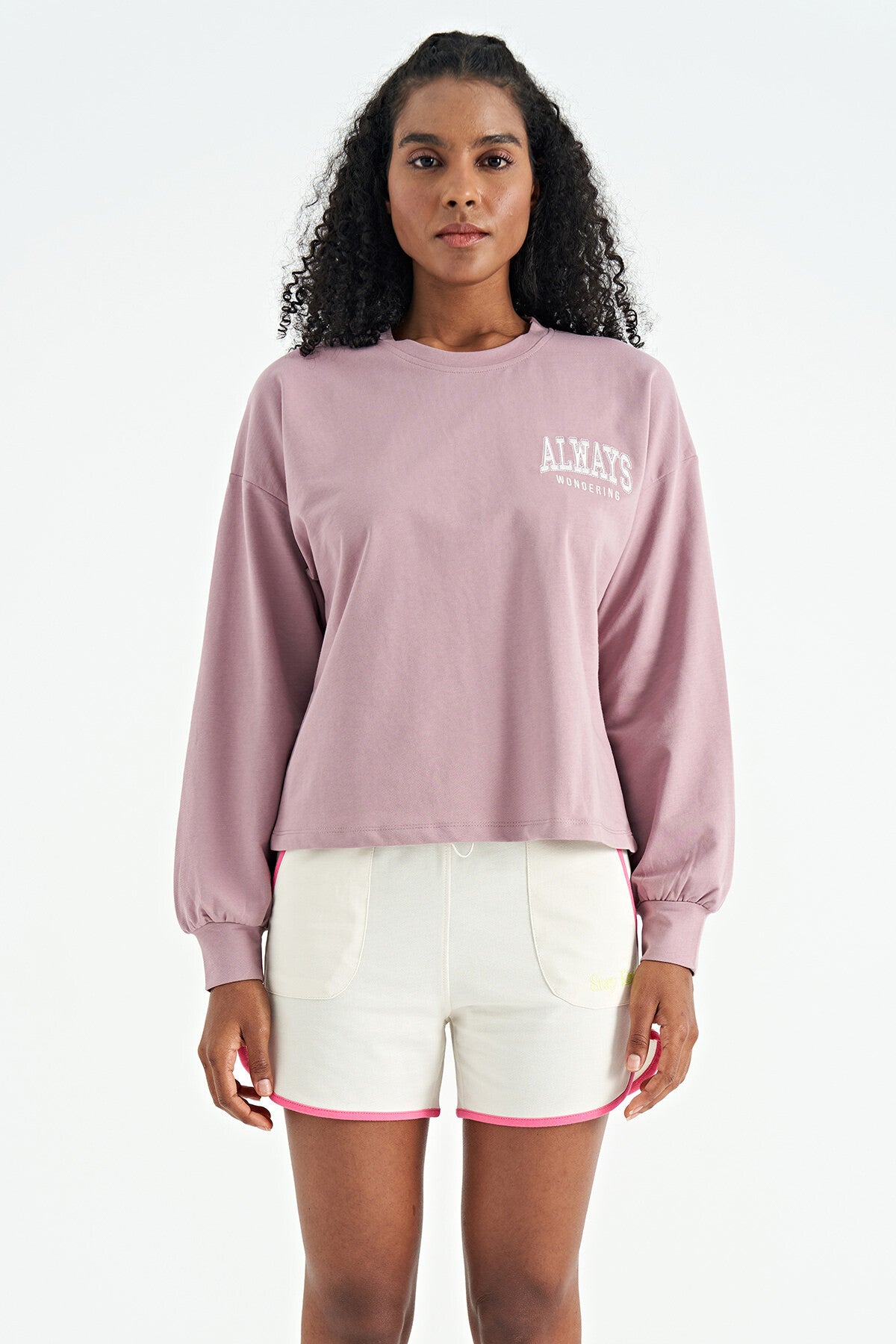 o yaka nakiş detayli crop basic kadin sweatshirt - 02116