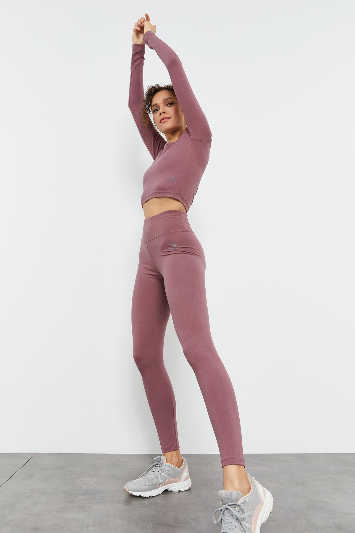 <tc>Ensemble de leggings pour femme, taille haute, manches longues, slim fit, crop top - 95286</tc>