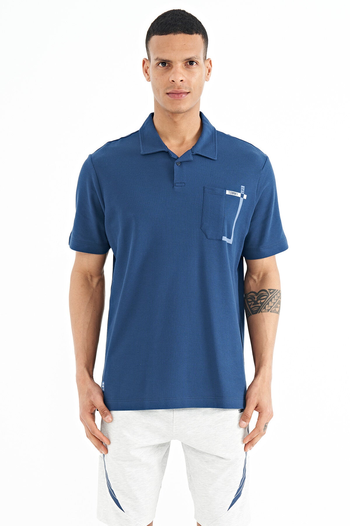 cep detayli baskili standart kalip polo yaka erkek t-shirt - 88241