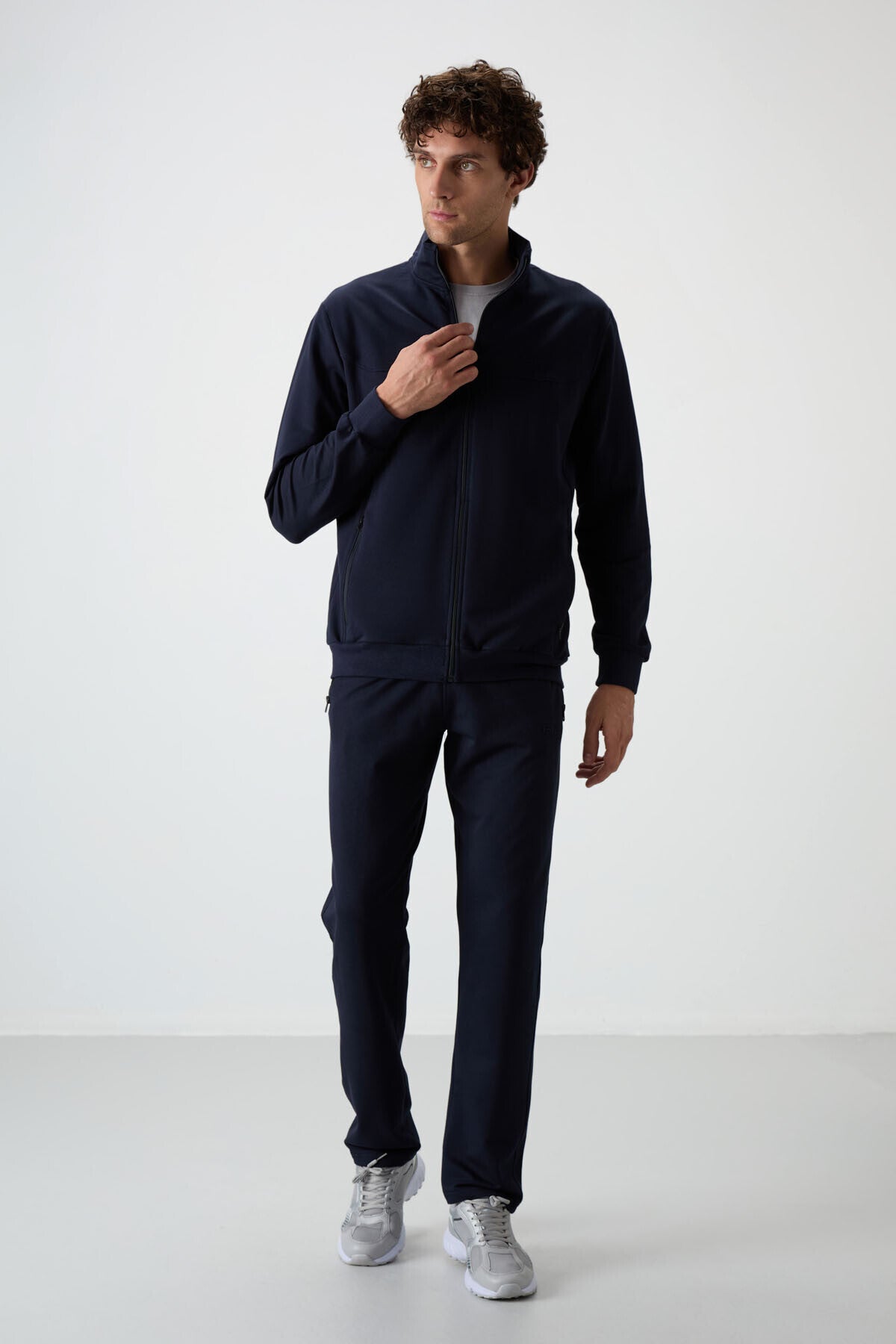 <tc>Ensemble de survêtement homme Troy, coupe standard - 85196</tc>