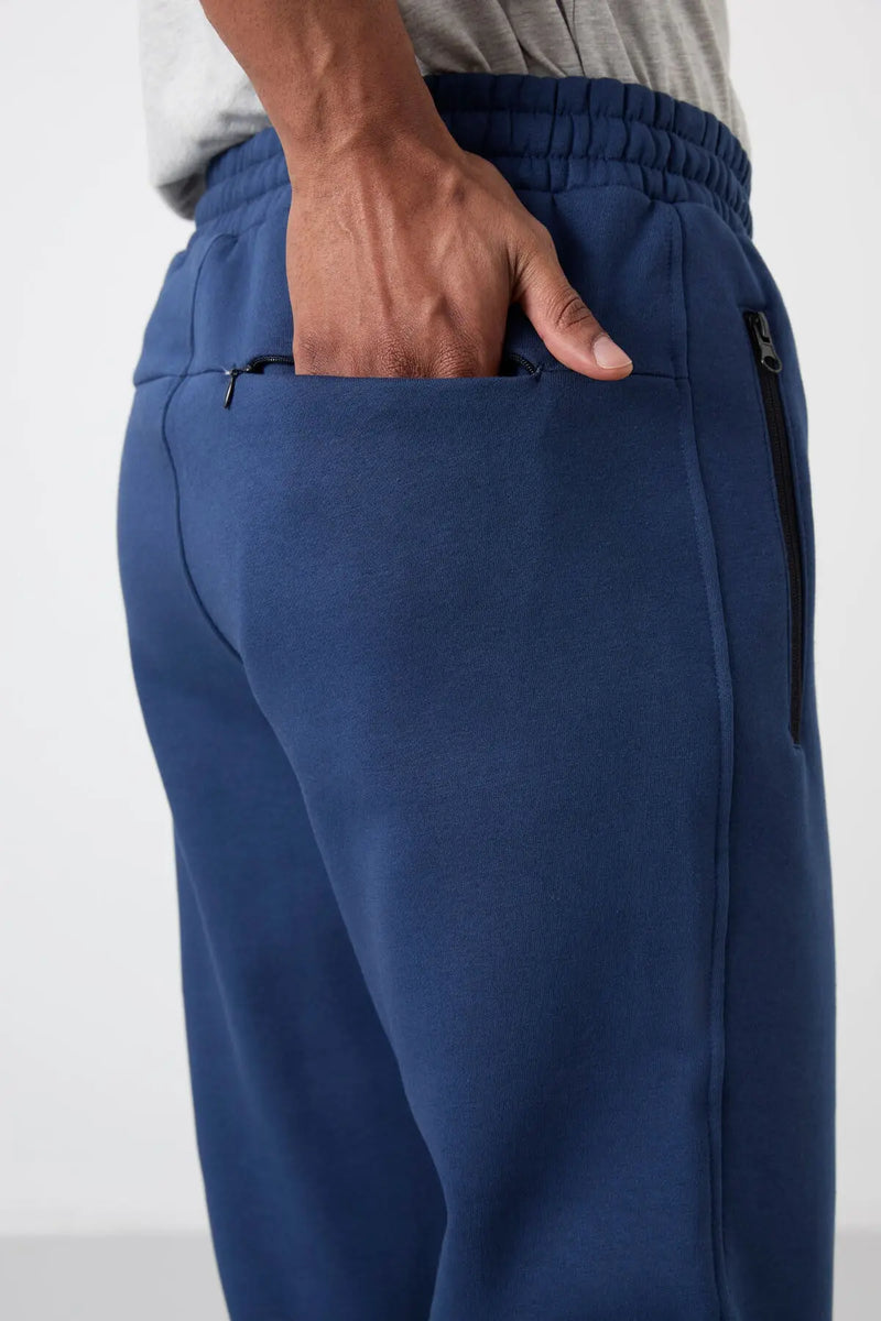 Pantalon Jogging Homme Carlo Şardonlu – Coupe Confort avec Poche Zippée