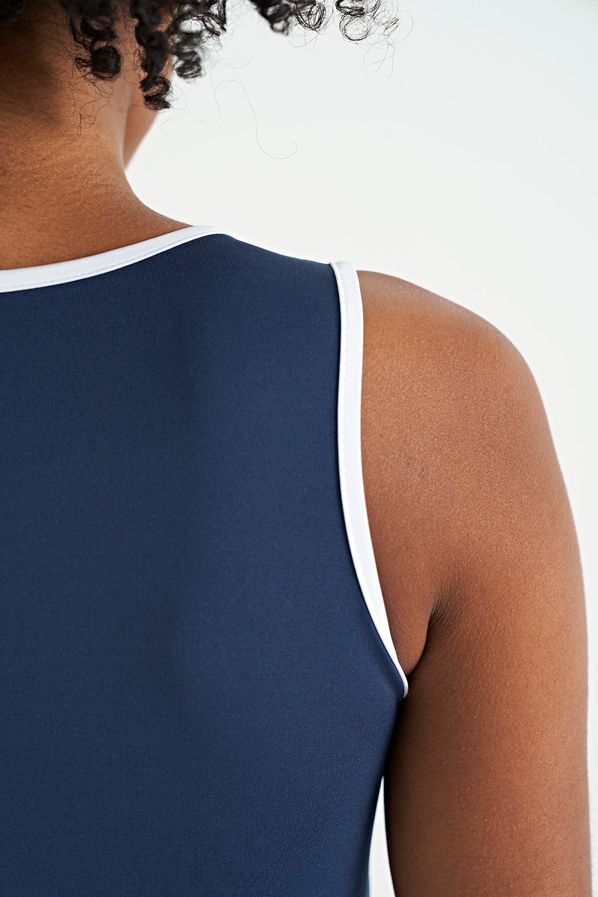 logo baskili biye şeritli standart kalip kadin spor atlet - 97255 - Justyol