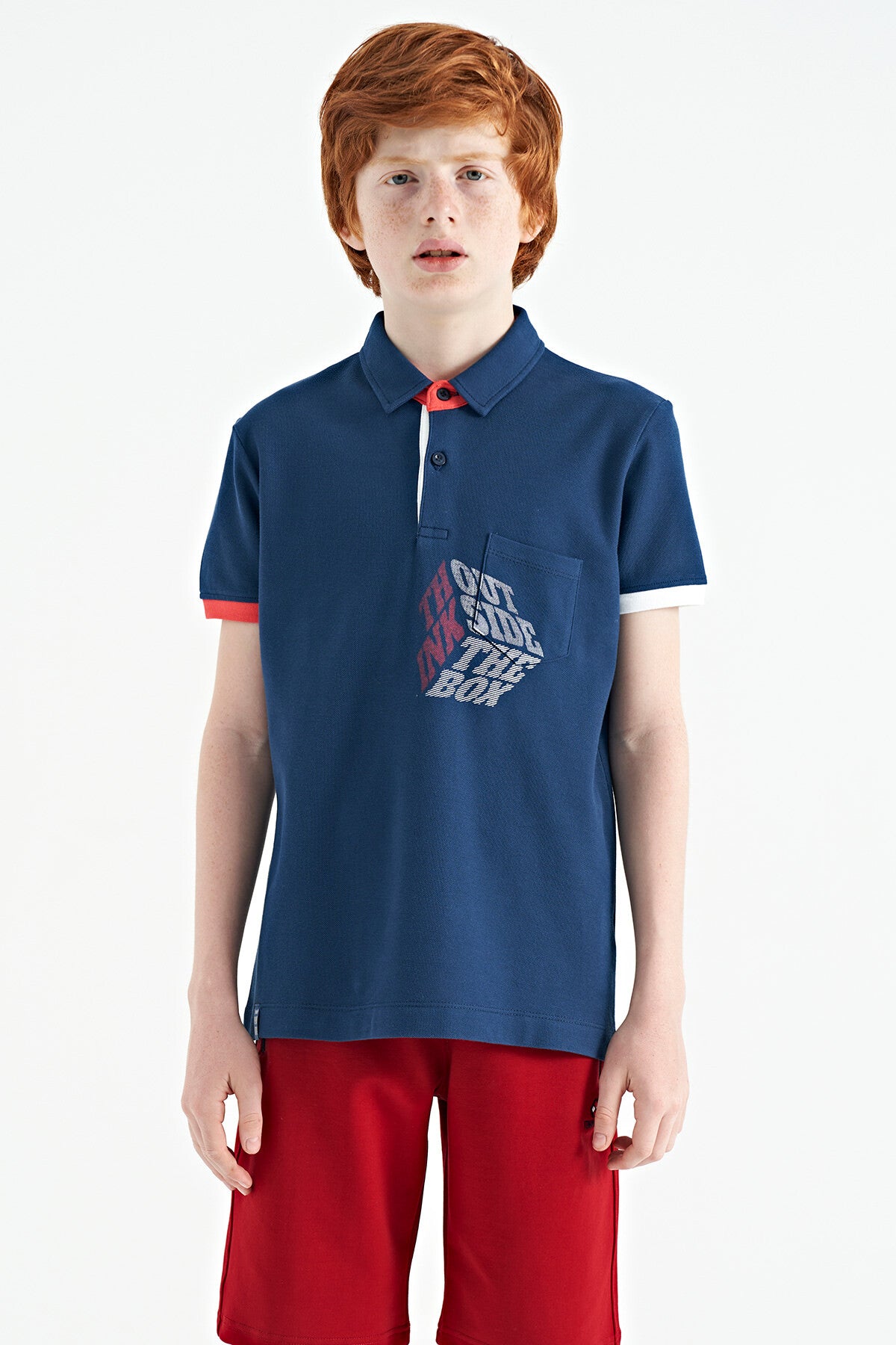 <tc>T-shirt pour garçon à col polo, coupe standard, avec imprimé et détails de poche avant - 11102</tc>