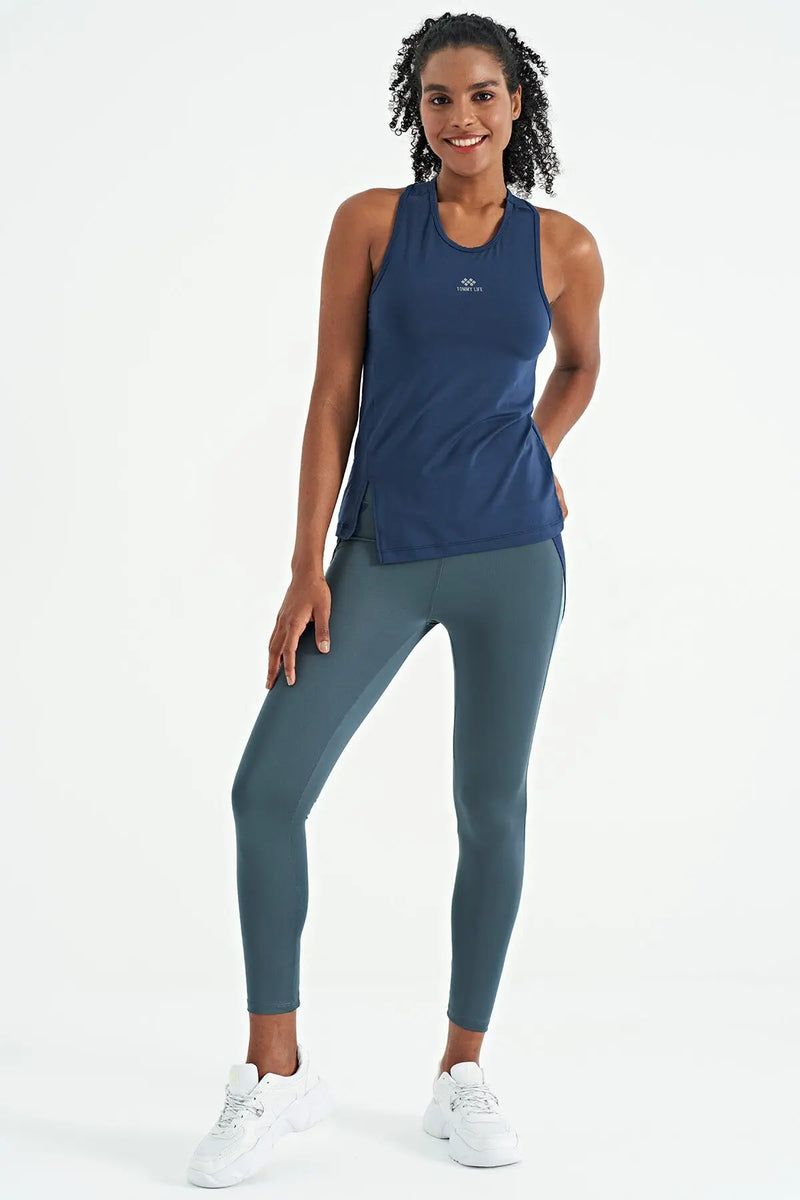 Débardeur de sport pour femme à col rond, sans manches, avec détails fente - 97256