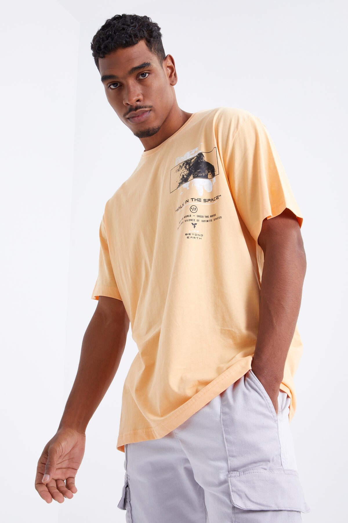 baski detayli o yaka erkek oversize t-shirt - 88099