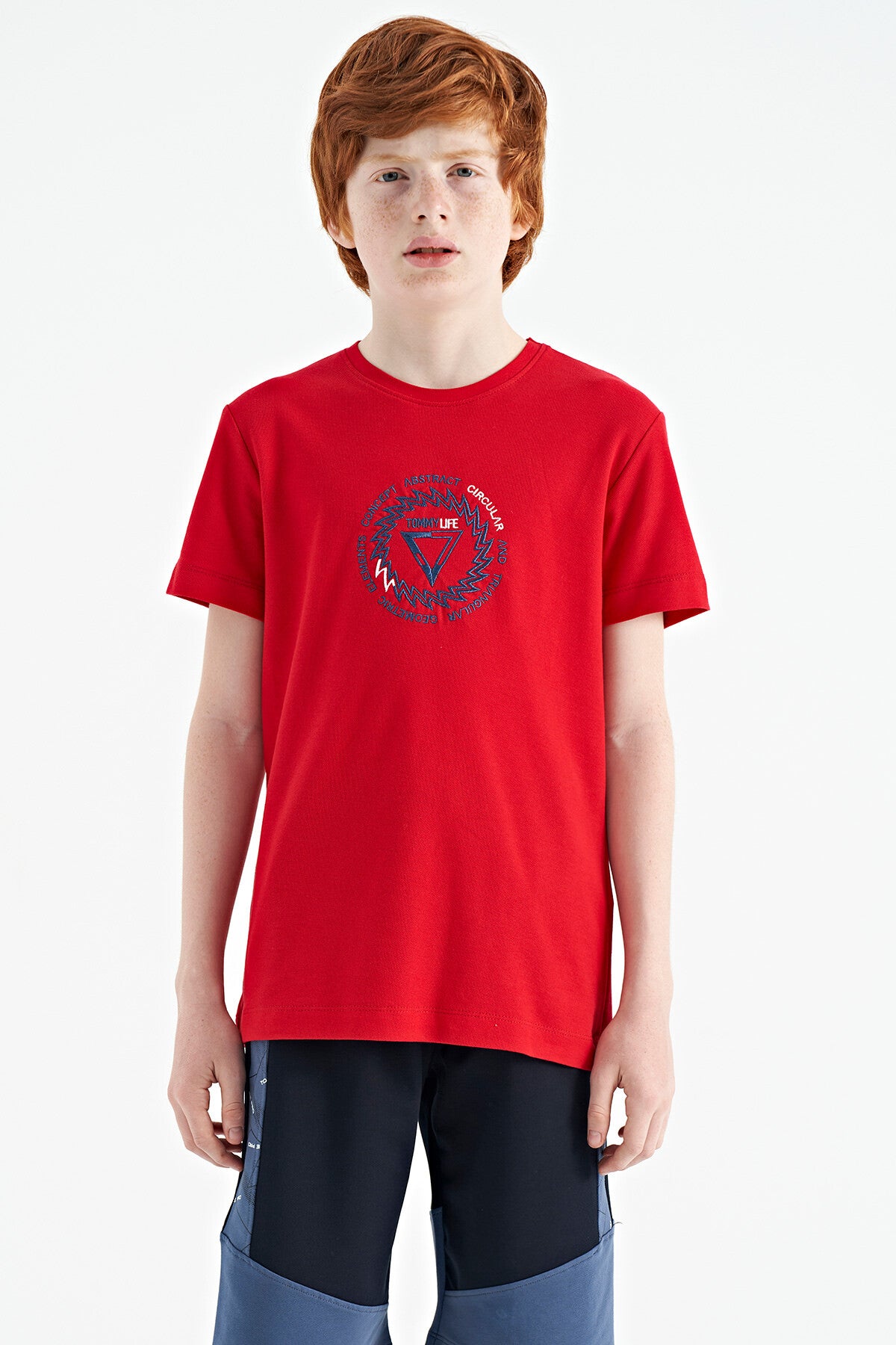 <tc>T-shirt pour garçon à col rond, coupe standard, avec détails de broderie - 11115</tc>