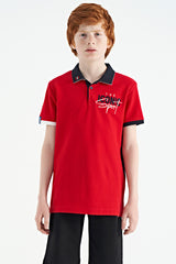 <tc>T-shirt pour garçon à col polo, coupe standard, avec détails de broderie au col et sur la poitrine - 11139</tc>