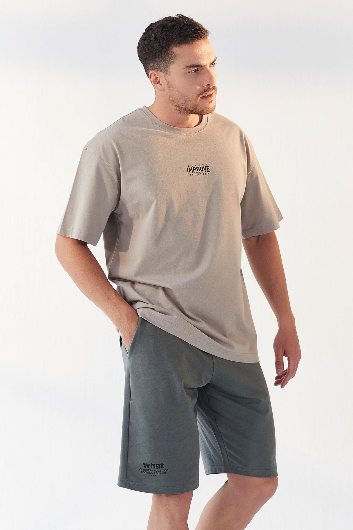 <tc>T-shirt oversize pour homme à col rond, avec impression de petite écriture - 87985</tc>